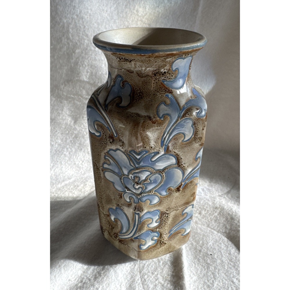 Italian Majolica Tan and Blue Floral Vase 6" Tall‎ Hexagon Shape W Round Opening